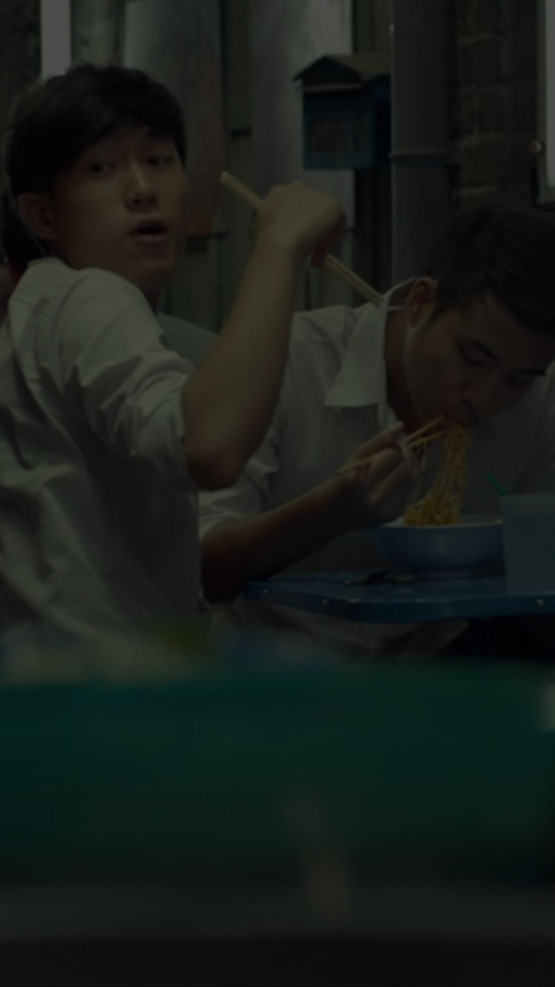 จากเรื่องจริงของ 4 ร้านดังย่านมหาวิทยาลัย ถ่ายทอดเป็นหนังสั้น 4 เรื่องราว ที่จะพาคุณย้อนกลับไปถึงความทรงจำเก่าๆ ที่ยังมีความหมายในปัจจุบัน